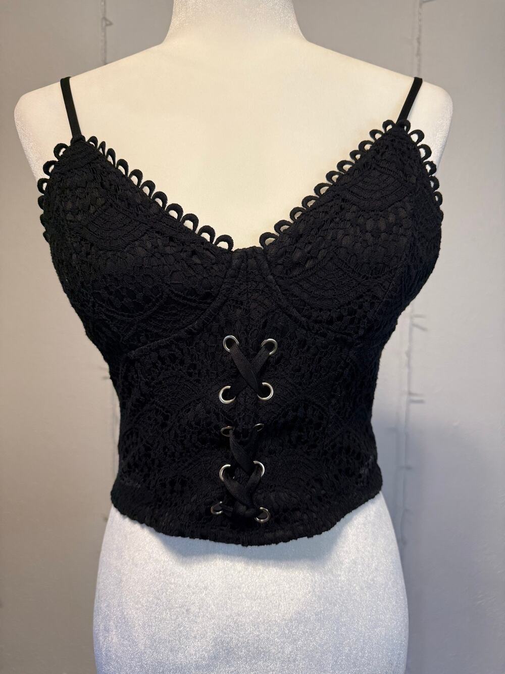 Haute Monde Black Lace Corset Crop Top Underwire Cami Goth Coquette M